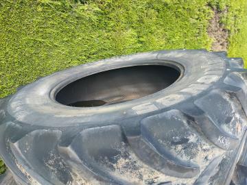 Michelin Traxion 85 520/85R38 banden