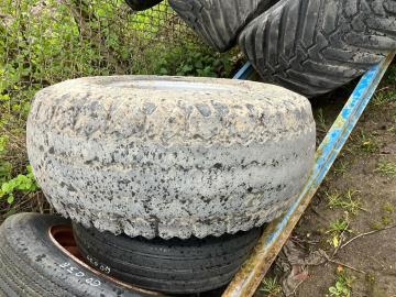 Vredestein 15.0/70-18 banden