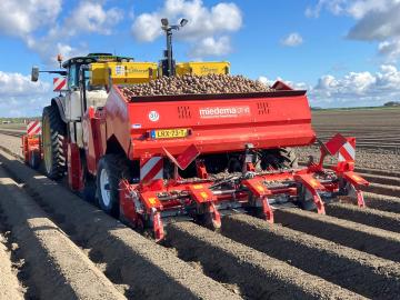 Dewulf Miedema CP42 voor Thes Agro