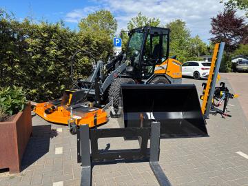 Nieuwe Giant G 2700 Xtra HD+ voor Wielewaal Recreatie uit Burgh Haamstede