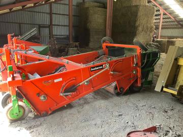Holaras UR135 + UM150F uienrooier 