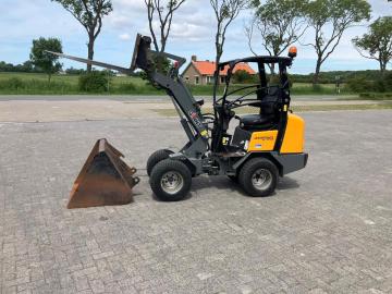 Giant D332SWT X-tra wiellader  - 2014
